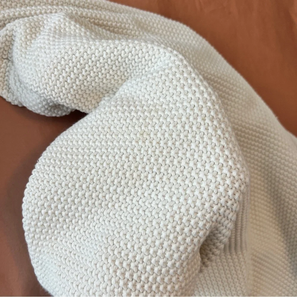 Pottery Barn Cream Needle Waffle Weave Pillow Covers (2) 26x26”